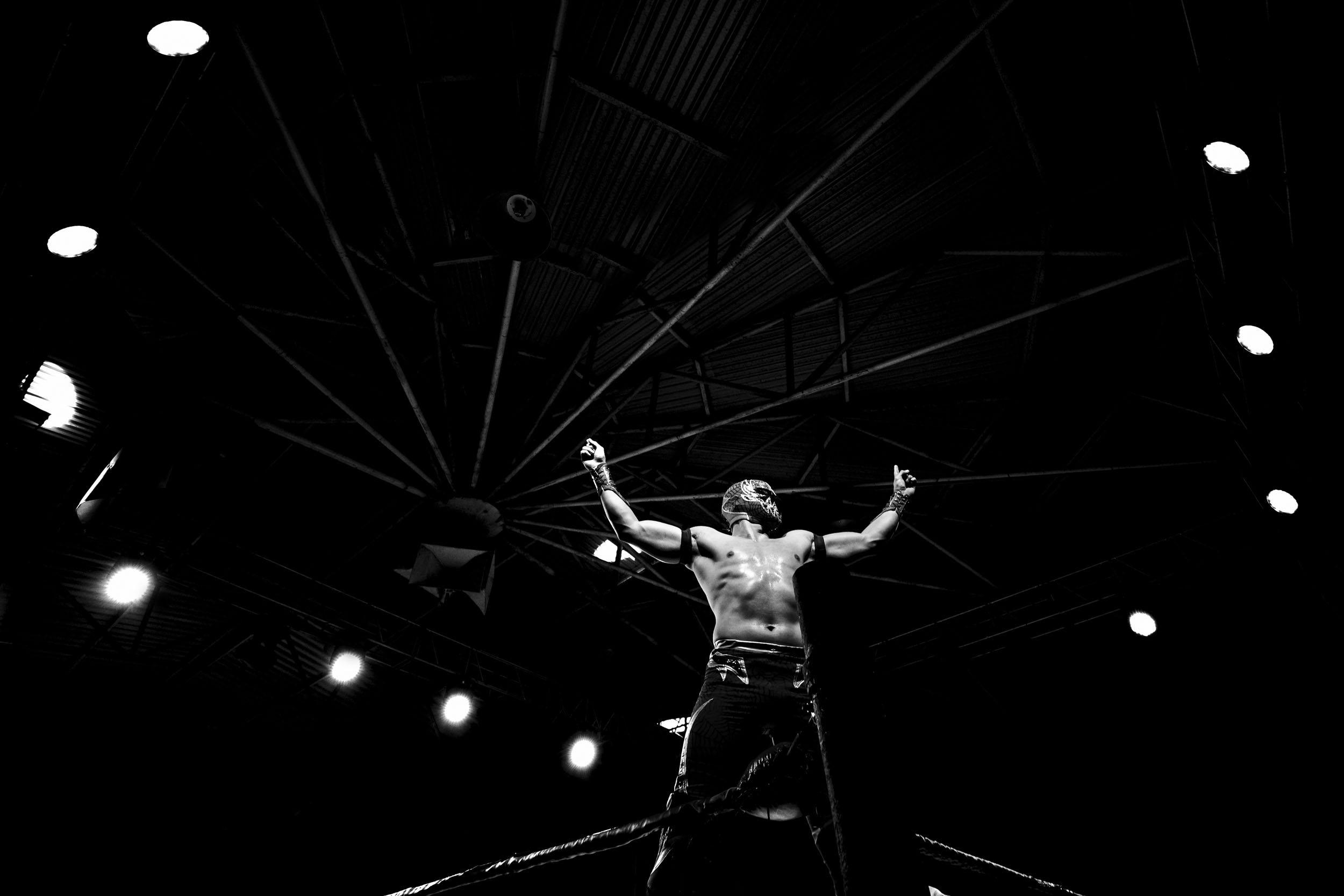 MASCARA DORADA LUCHADOR CONSEJO MUNDIAL DE LUCHA LIBRE FOTOGRAFÍA ADRIEL CANCHÉ FOTÓGRAFO9